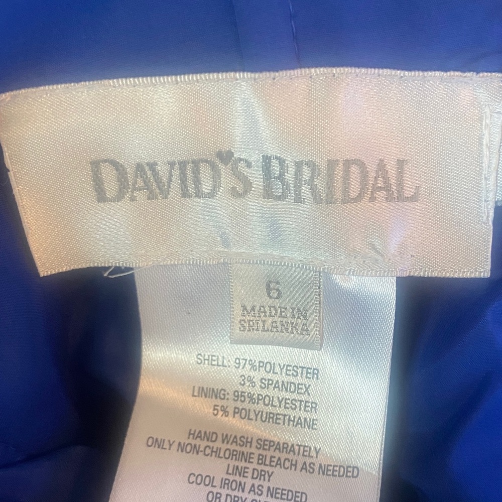 DAVID’s BRIDAL Short Blue Dress
Size 6 - Picture 9 of 10